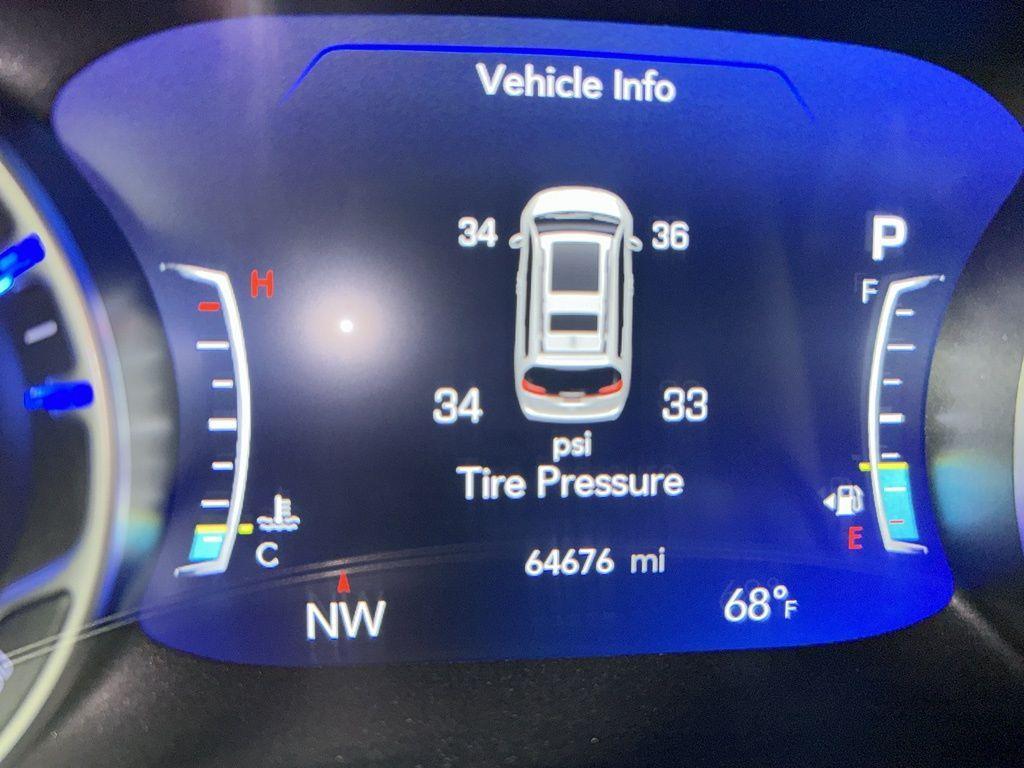 used 2024 Chrysler Pacifica car, priced at $28,617