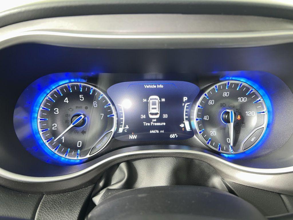 used 2024 Chrysler Pacifica car, priced at $25,750