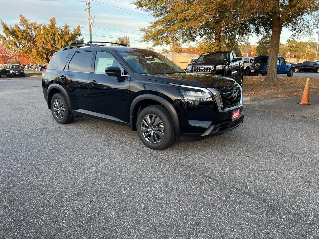 new 2025 Nissan Pathfinder car, priced at $42,410