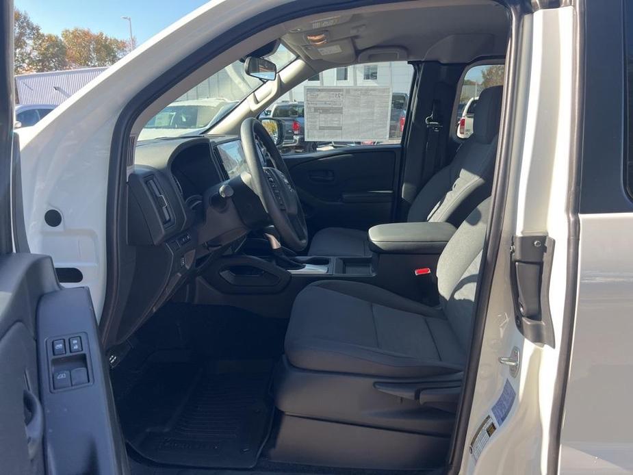 new 2025 Nissan Frontier car, priced at $33,395