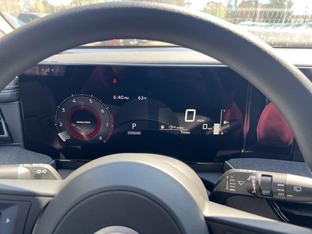 new 2025 Nissan Kicks car, priced at $24,238
