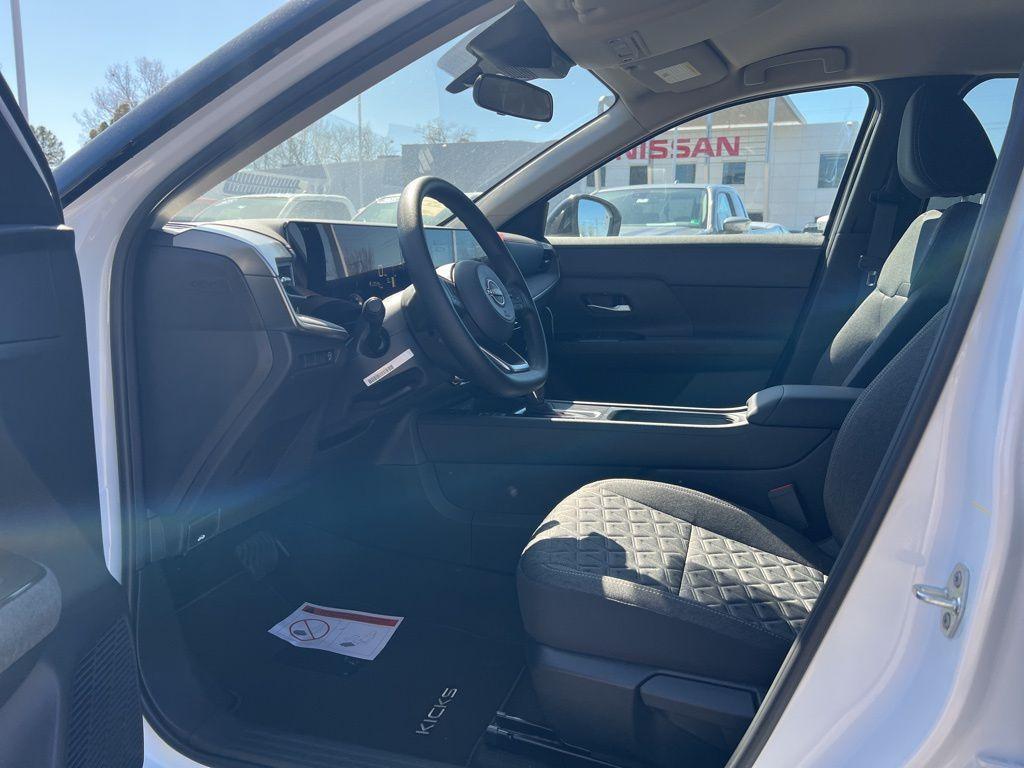 new 2025 Nissan Kicks car, priced at $24,238