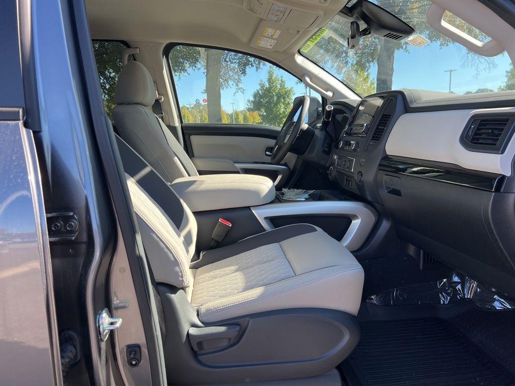 new 2024 Nissan Titan car, priced at $47,535