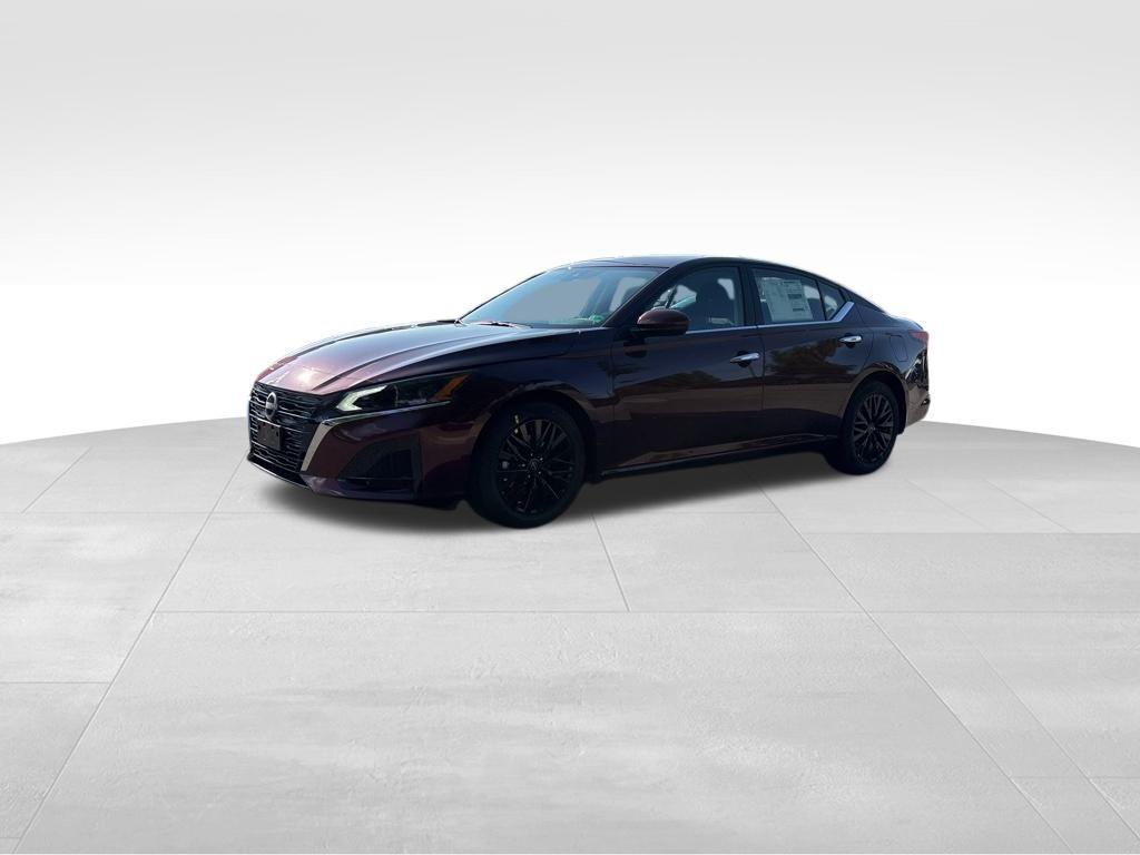 new 2025 Nissan Altima car, priced at $30,660