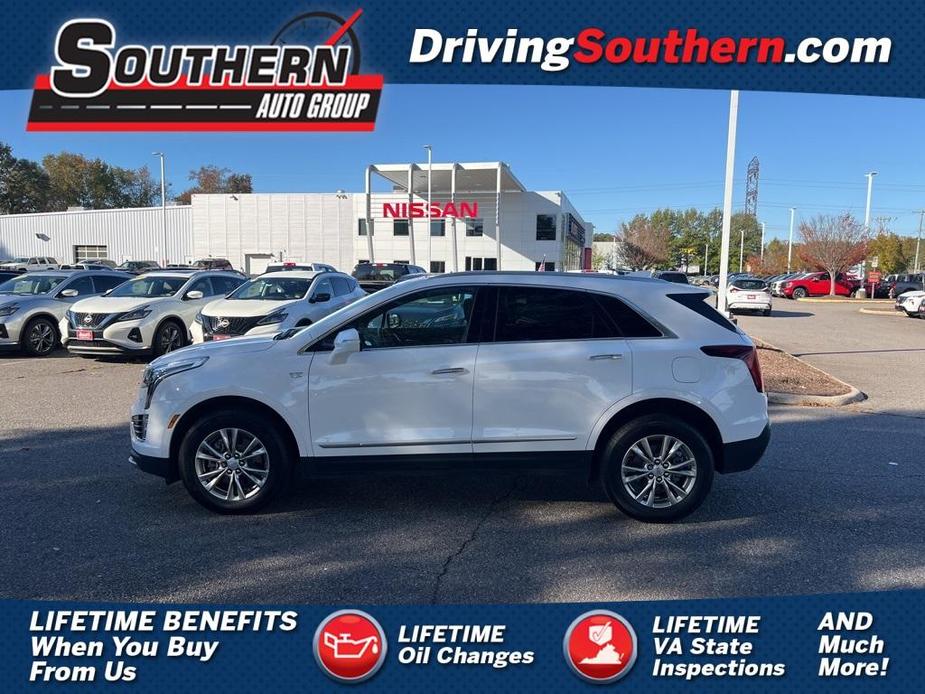 used 2022 Cadillac XT5 car, priced at $29,555