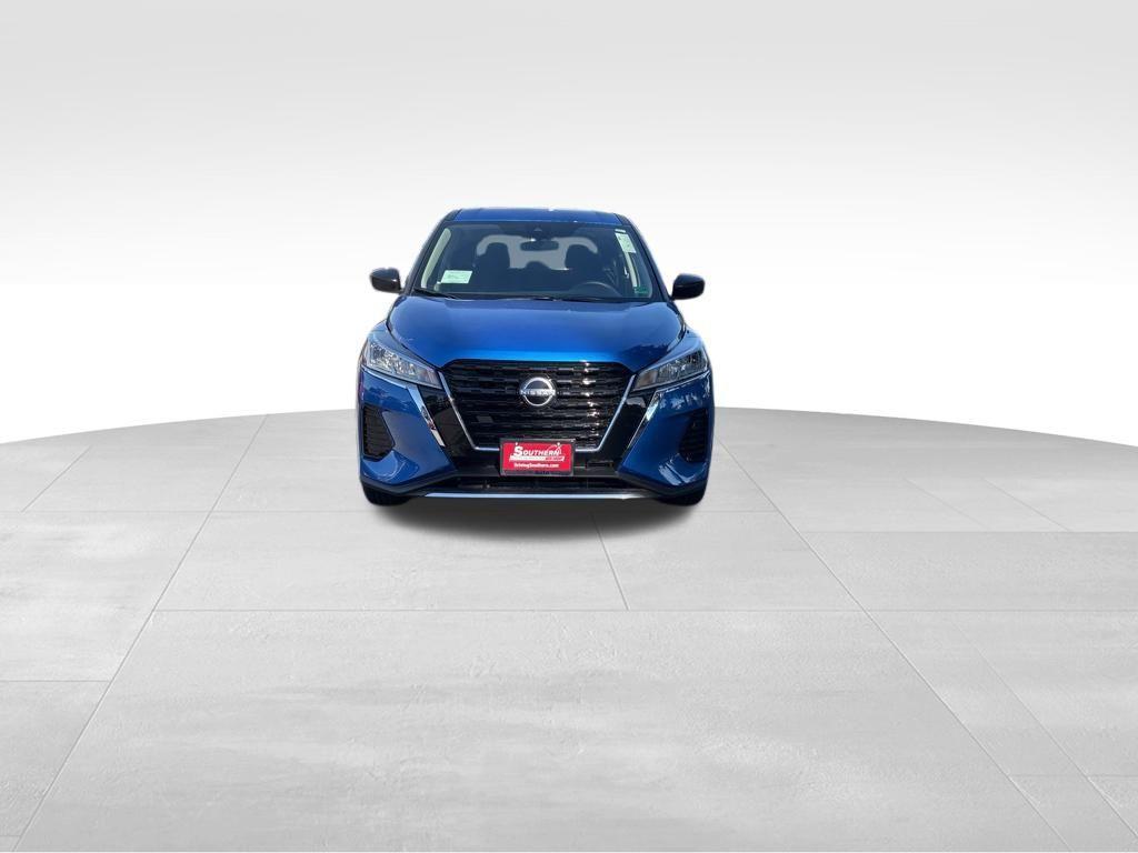 new 2025 Nissan Kicks Play car, priced at $20,742