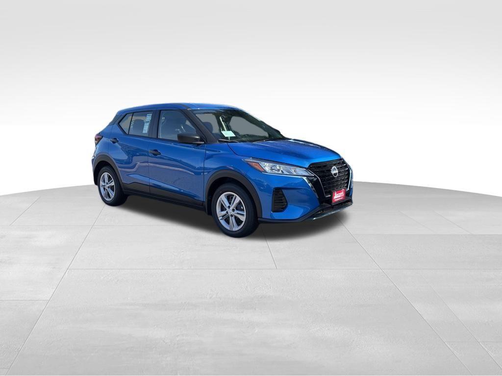 new 2025 Nissan Kicks Play car, priced at $20,742