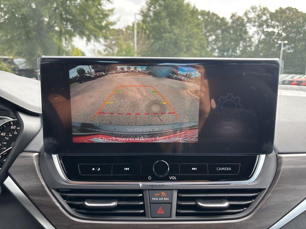 new 2025 Nissan Altima car, priced at $27,091