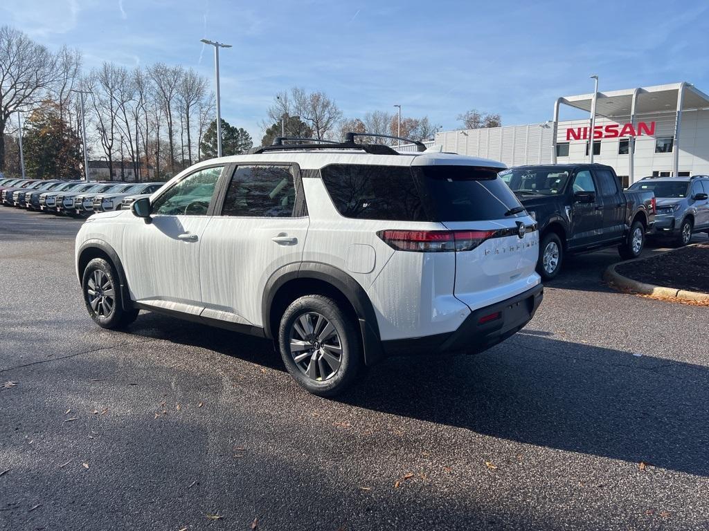 new 2025 Nissan Pathfinder car, priced at $41,335