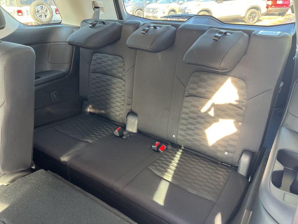 new 2025 Nissan Pathfinder car, priced at $40,344