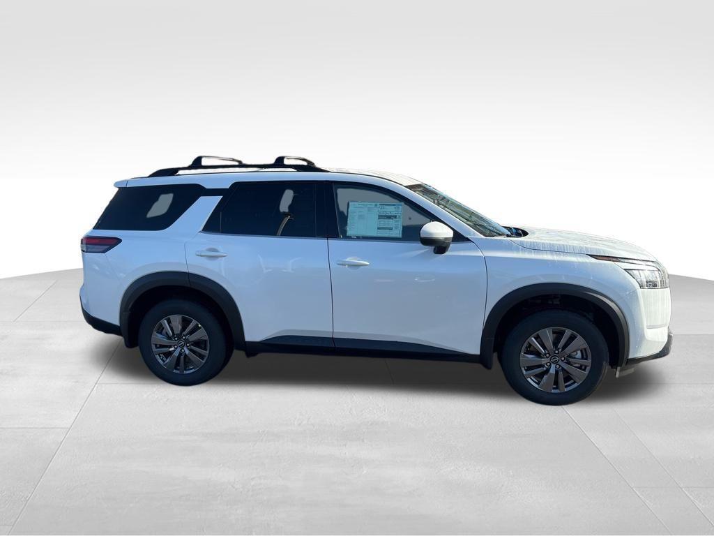new 2025 Nissan Pathfinder car, priced at $33,689
