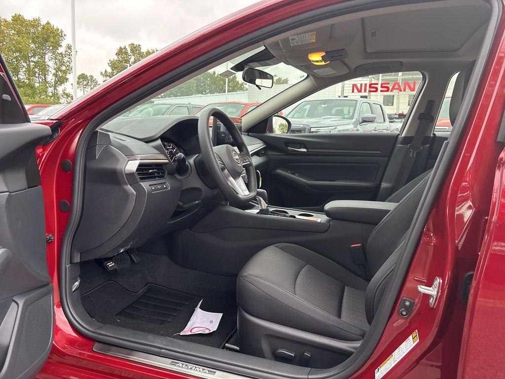 new 2025 Nissan Altima car, priced at $27,497