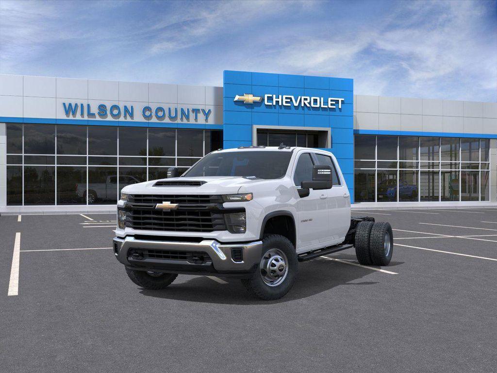 new 2025 Chevrolet Silverado 3500 car, priced at $65,263