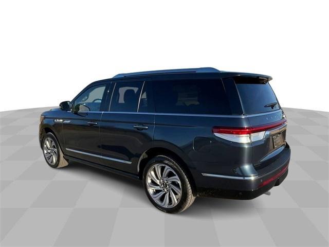 used 2022 Lincoln Navigator car, priced at $49,950