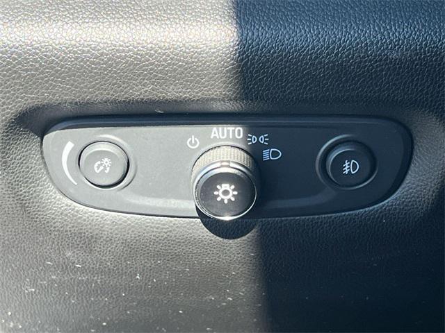 used 2020 Chevrolet Traverse car, priced at $20,950