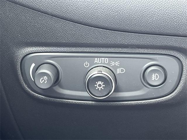 used 2021 Chevrolet Equinox car, priced at $21,950