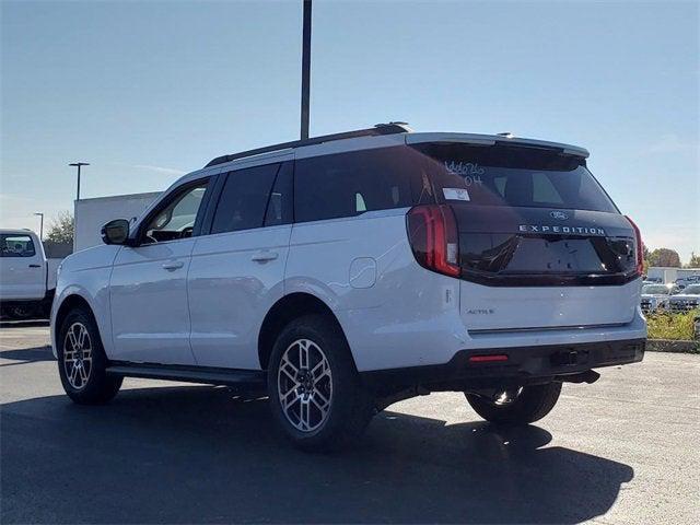 new 2025 Ford Expedition car, priced at $70,229