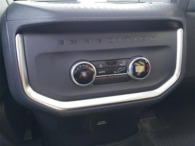 new 2025 Ford Expedition car, priced at $70,229