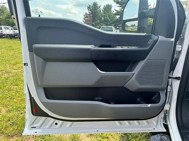 new 2025 Ford F-350 car