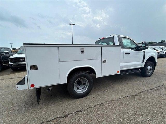 new 2025 Ford F-350 car, priced at $74,975