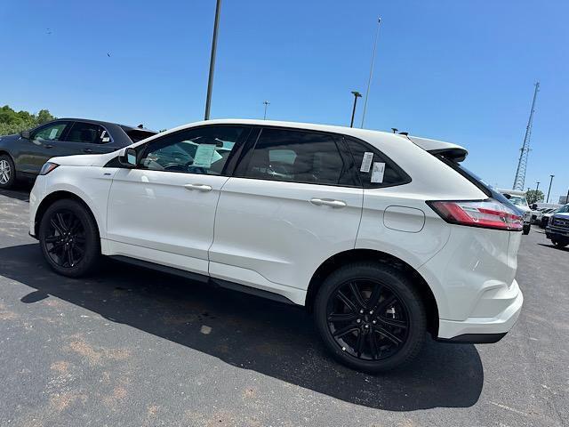 new 2024 Ford Edge car, priced at $45,535