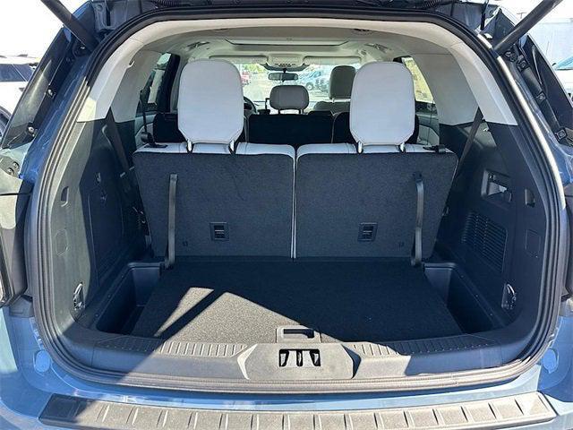 new 2025 Ford Explorer car, priced at $48,346