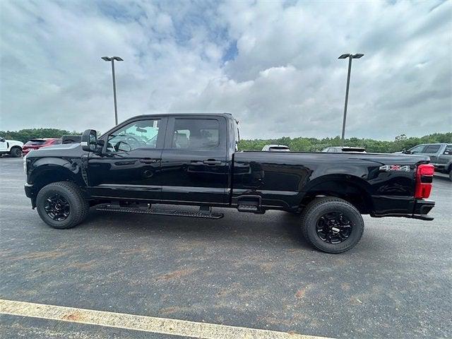 new 2025 Ford F-350 car, priced at $61,433