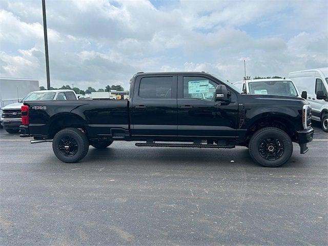 new 2025 Ford F-350 car, priced at $61,433