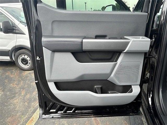new 2025 Ford F-350 car, priced at $61,433
