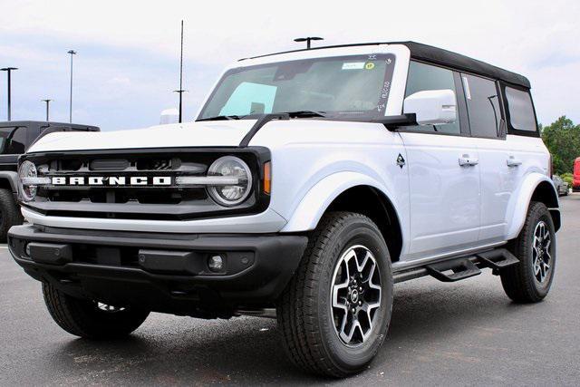 new 2024 Ford Bronco car, priced at $52,995