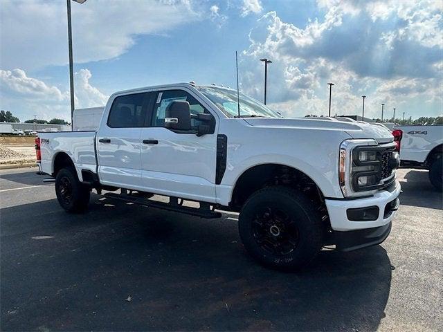 new 2025 Ford F-350 car, priced at $59,383