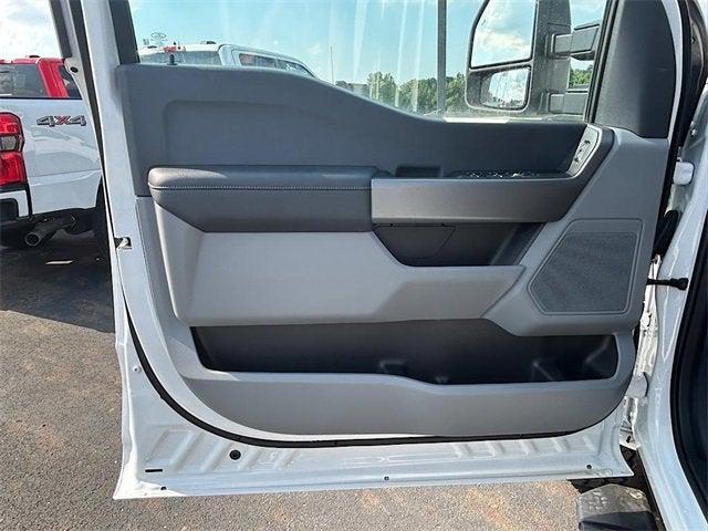 new 2025 Ford F-350 car, priced at $59,383