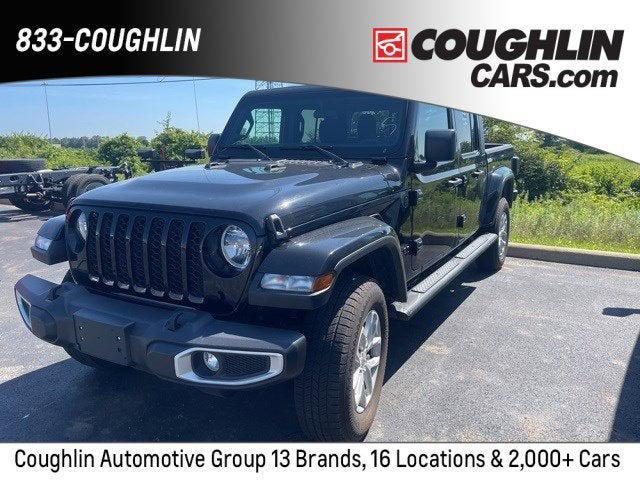 used 2023 Jeep Gladiator car, priced at $29,900
