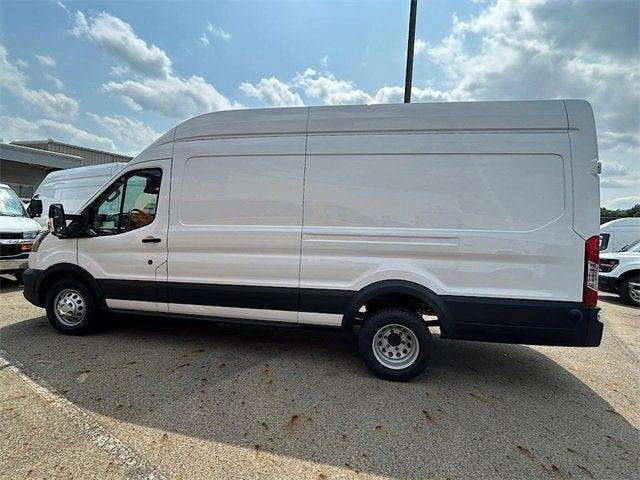 new 2024 Ford Transit-250 car