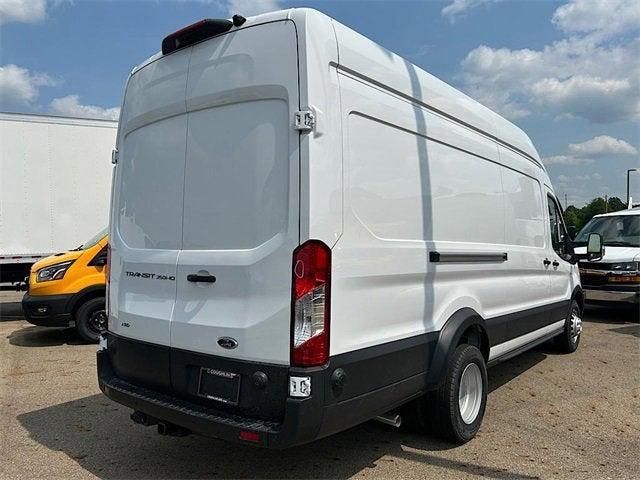 new 2024 Ford Transit-250 car