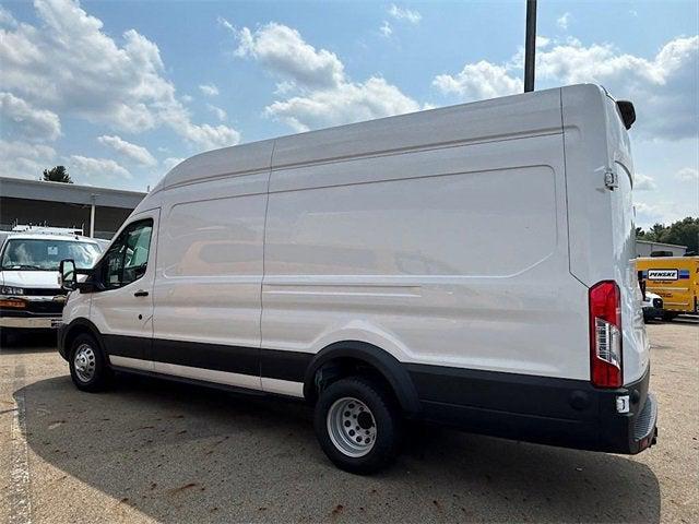 new 2024 Ford Transit-250 car