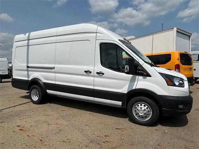 new 2024 Ford Transit-250 car