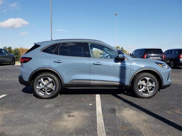 new 2026 Ford Escape car, priced at $32,554