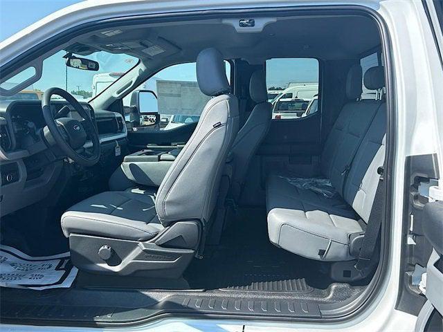 new 2025 Ford F-350 car, priced at $72,485