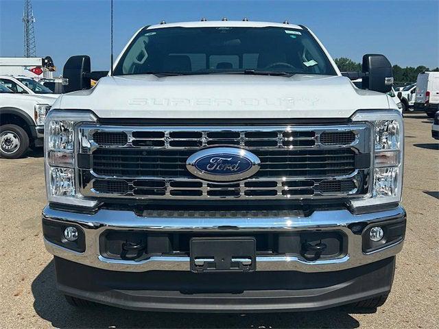 new 2025 Ford F-350 car, priced at $72,485