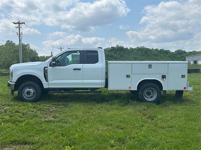 new 2025 Ford F-350 car, priced at $79,315