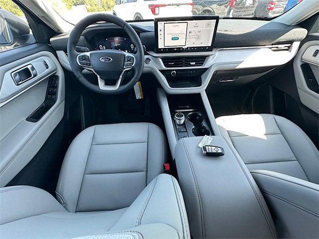 new 2025 Ford Explorer car, priced at $45,950