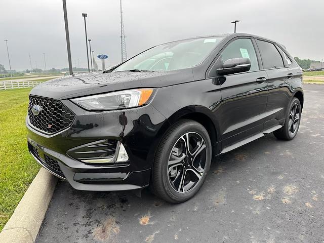 new 2023 Ford Edge car, priced at $40,900