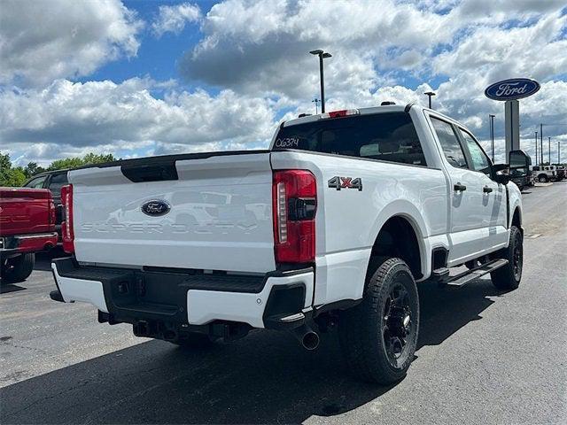 new 2025 Ford F-250 car, priced at $60,660