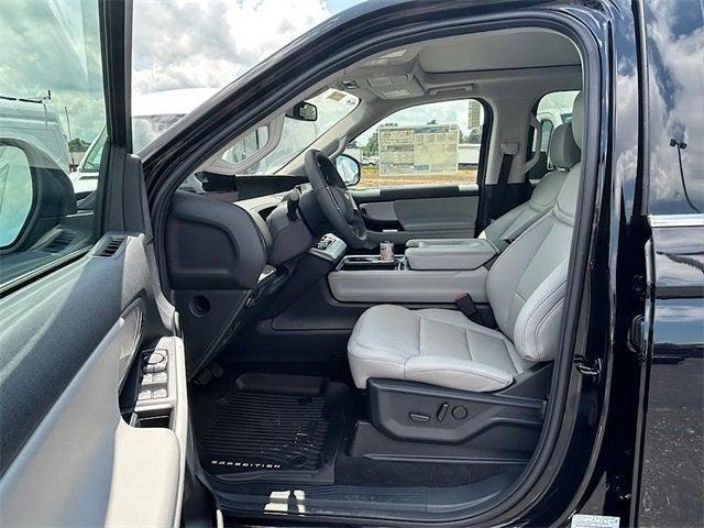 new 2025 Ford Expedition Max car, priced at $73,168