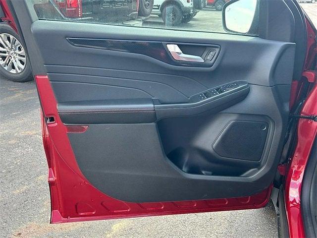new 2025 Ford Escape car, priced at $33,499