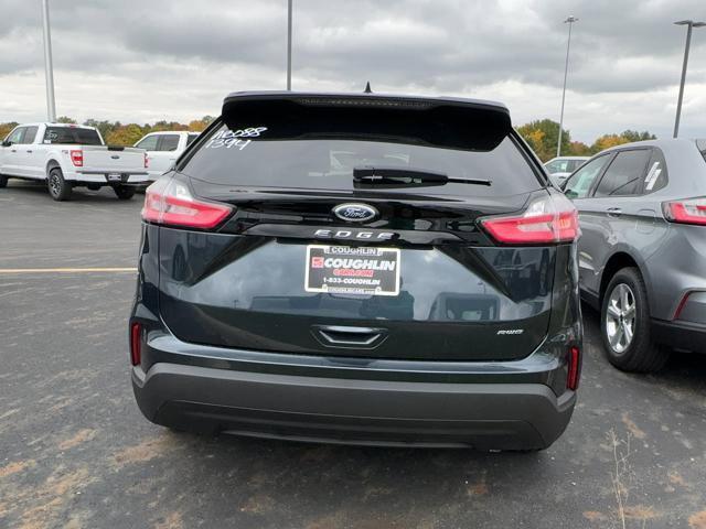 new 2024 Ford Edge car, priced at $33,900