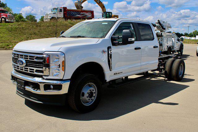 new 2024 Ford F-350 car, priced at $67,240