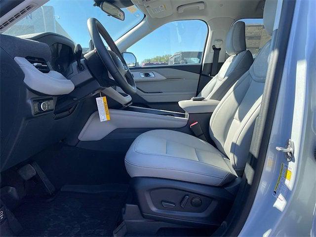 new 2025 Ford Explorer car, priced at $46,288