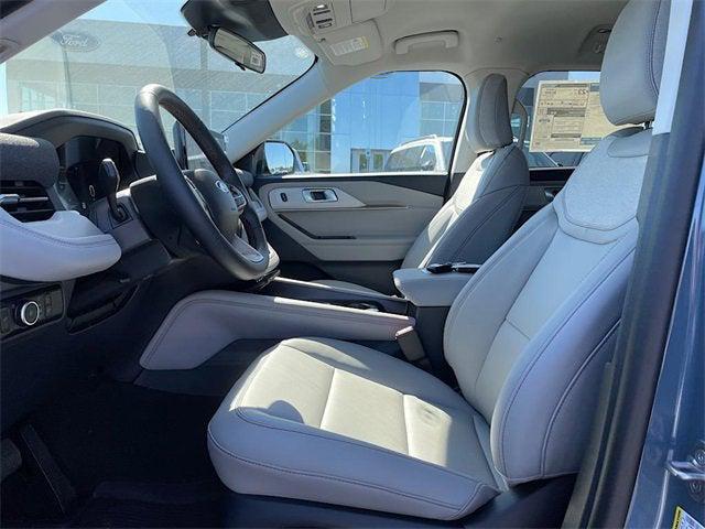 new 2025 Ford Explorer car, priced at $46,753
